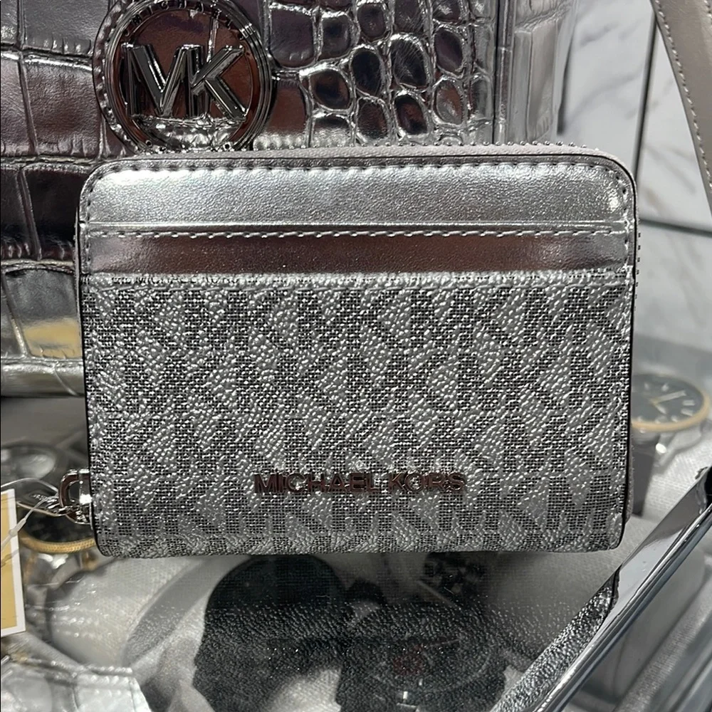 Michael Kors Women Medium Logo Zip Around Card Case Coin Pouch Wallet Silver NWT